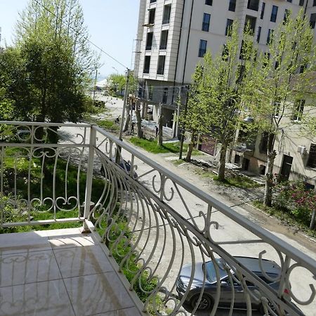 Apartments Na Beregu Szuhumi Kültér fotó