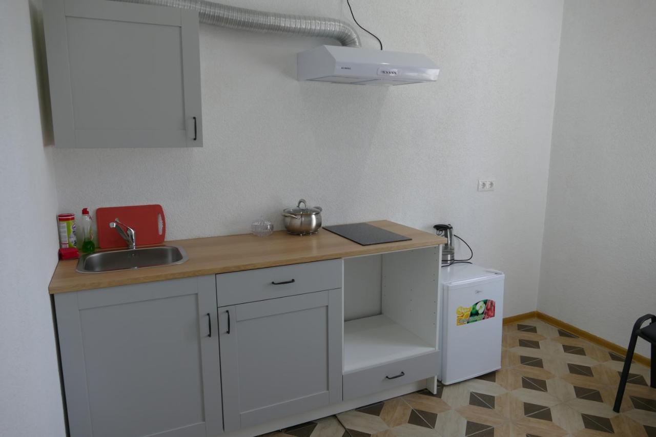 Apartments Na Beregu Szuhumi Kültér fotó